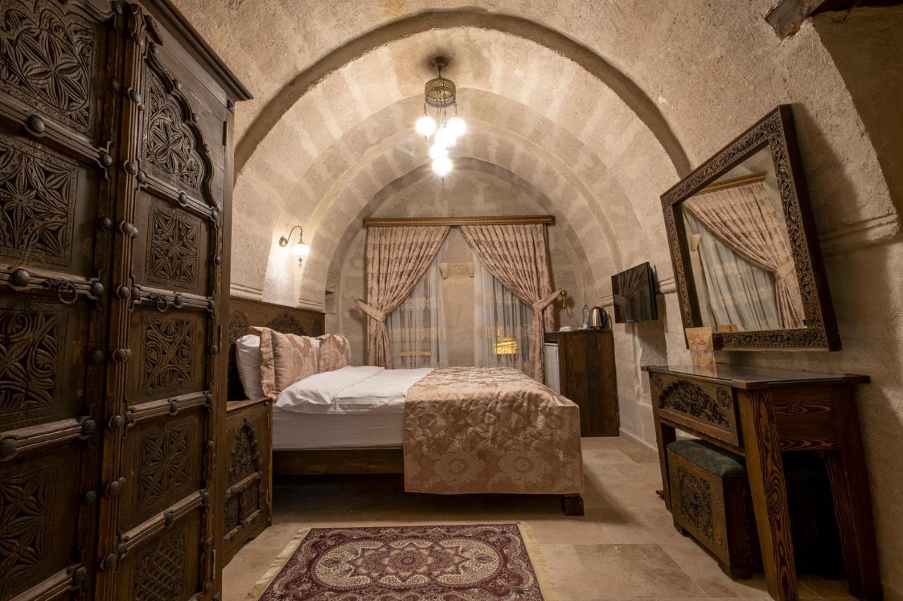 Underground Cave Suites Hotel Гьореме Екстер'єр фото