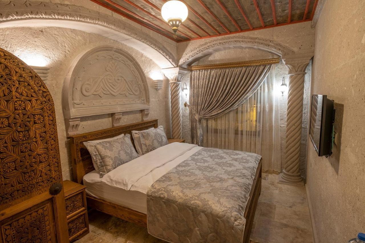 Underground Cave Suites Hotel Гьореме Екстер'єр фото