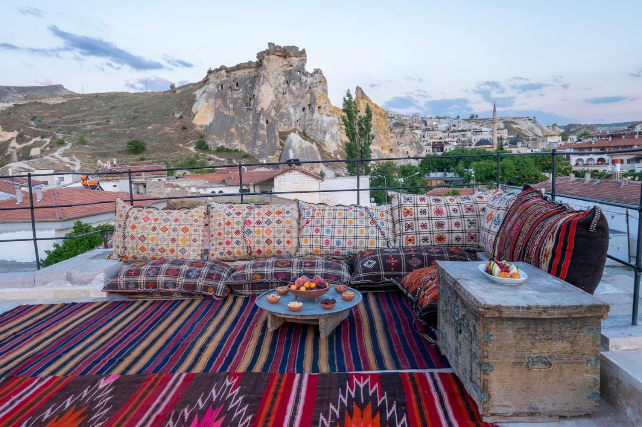 Underground Cave Suites Hotel Гьореме Екстер'єр фото