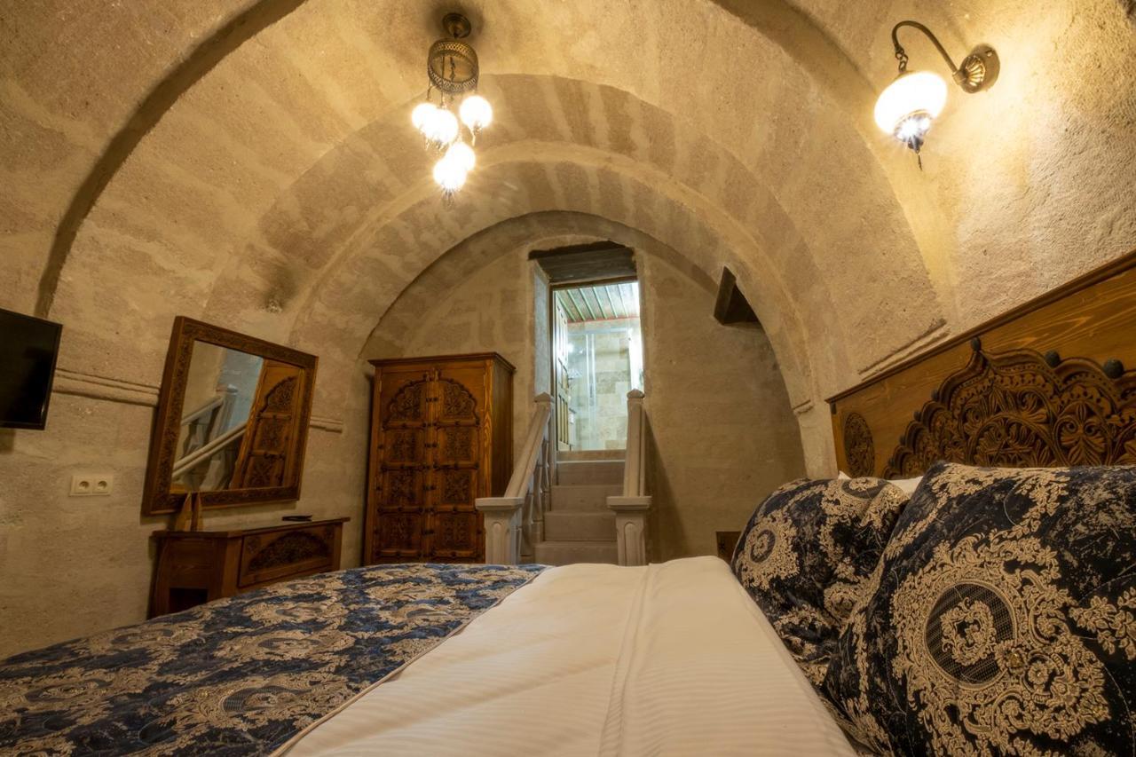 Underground Cave Suites Hotel Гьореме Екстер'єр фото