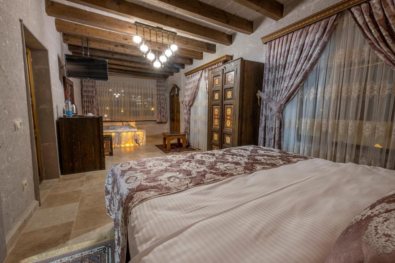 Underground Cave Suites Hotel Гьореме Екстер'єр фото