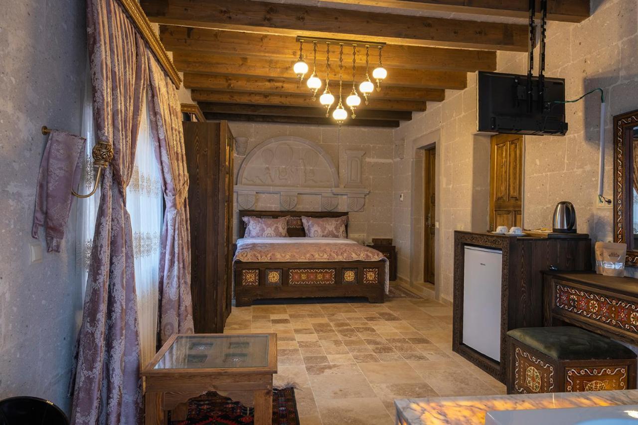 Underground Cave Suites Hotel Гьореме Екстер'єр фото