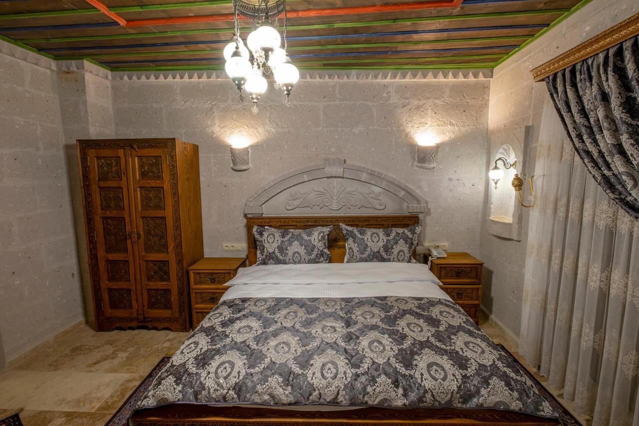 Underground Cave Suites Hotel Гьореме Екстер'єр фото